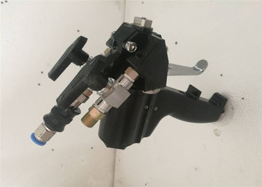 Antikreuzspray-Schaum-Isolierungs-Ausrüstung, Endfarbspritzpistole 24Mpa Max Working Pressure